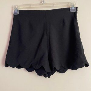 Monteau High Waisted Scalloped Shorts
